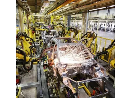 Głowice do cięcia laserowego dla branży motoryzacyjnej